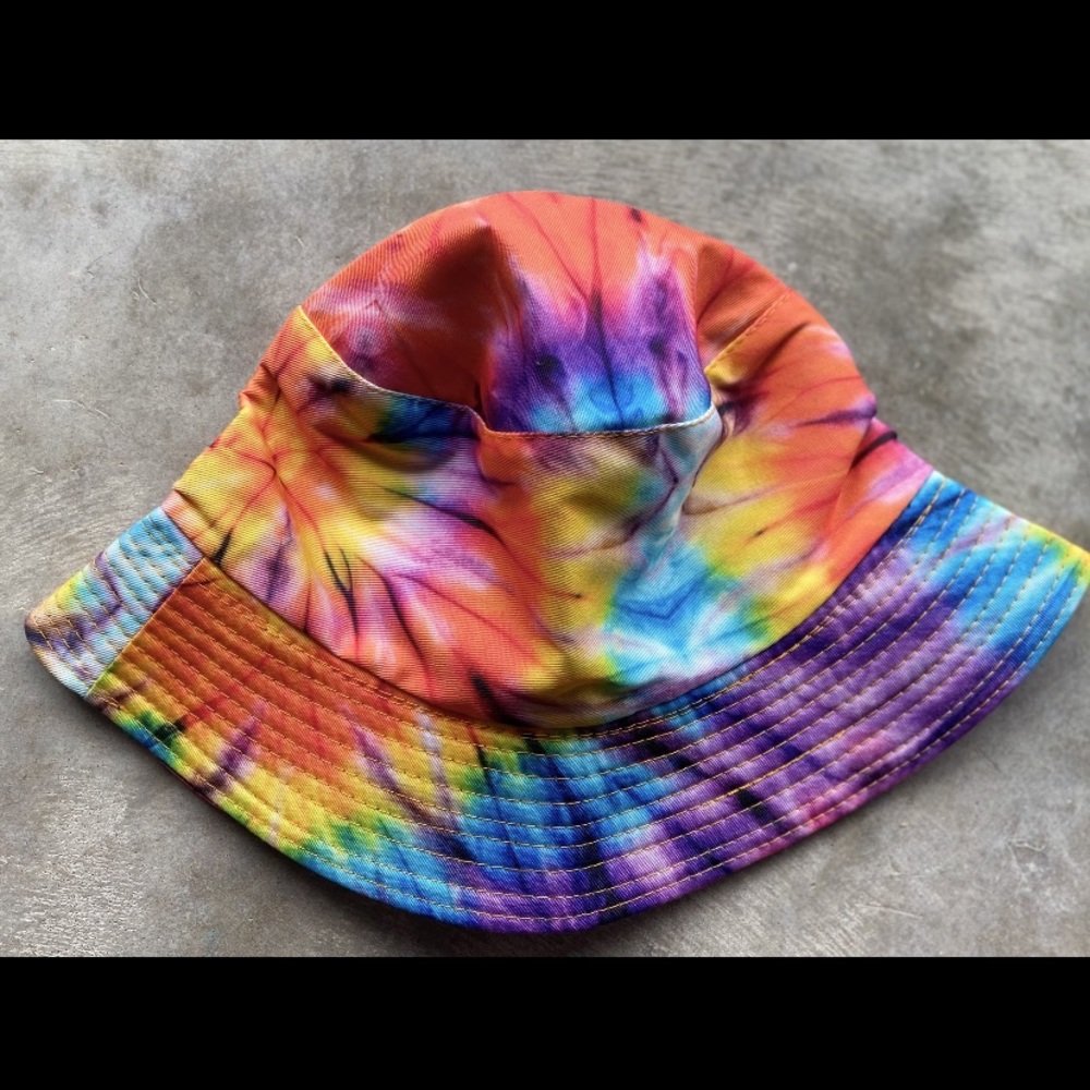Bucket hat - Picture 2 of 4